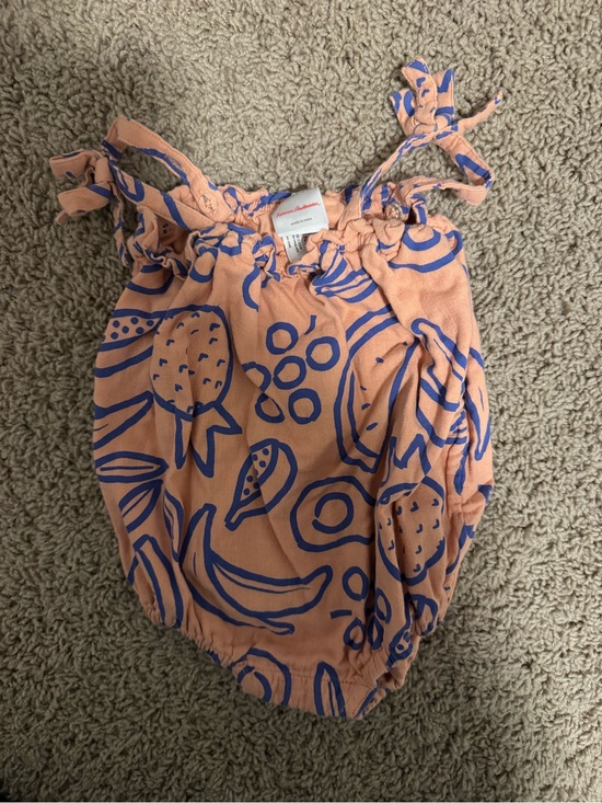 Hanna Andersson Other - Hanna Andersson Peach Bubble Romper with Blue Fruit Print